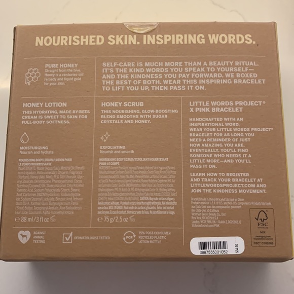 PINK Feel Nourished in Your Skin Set - Picture 5 of 12